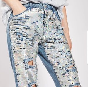 💕SALE💕Hard to find Sequin Moto denim capri jeans